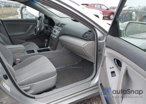 2007 Toyota Camry Le z USA, uszkodzony, nr VIN 4T1BE46K97U556493